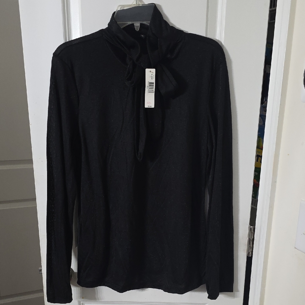 NWT* New Directions Black Top with Neck Bow